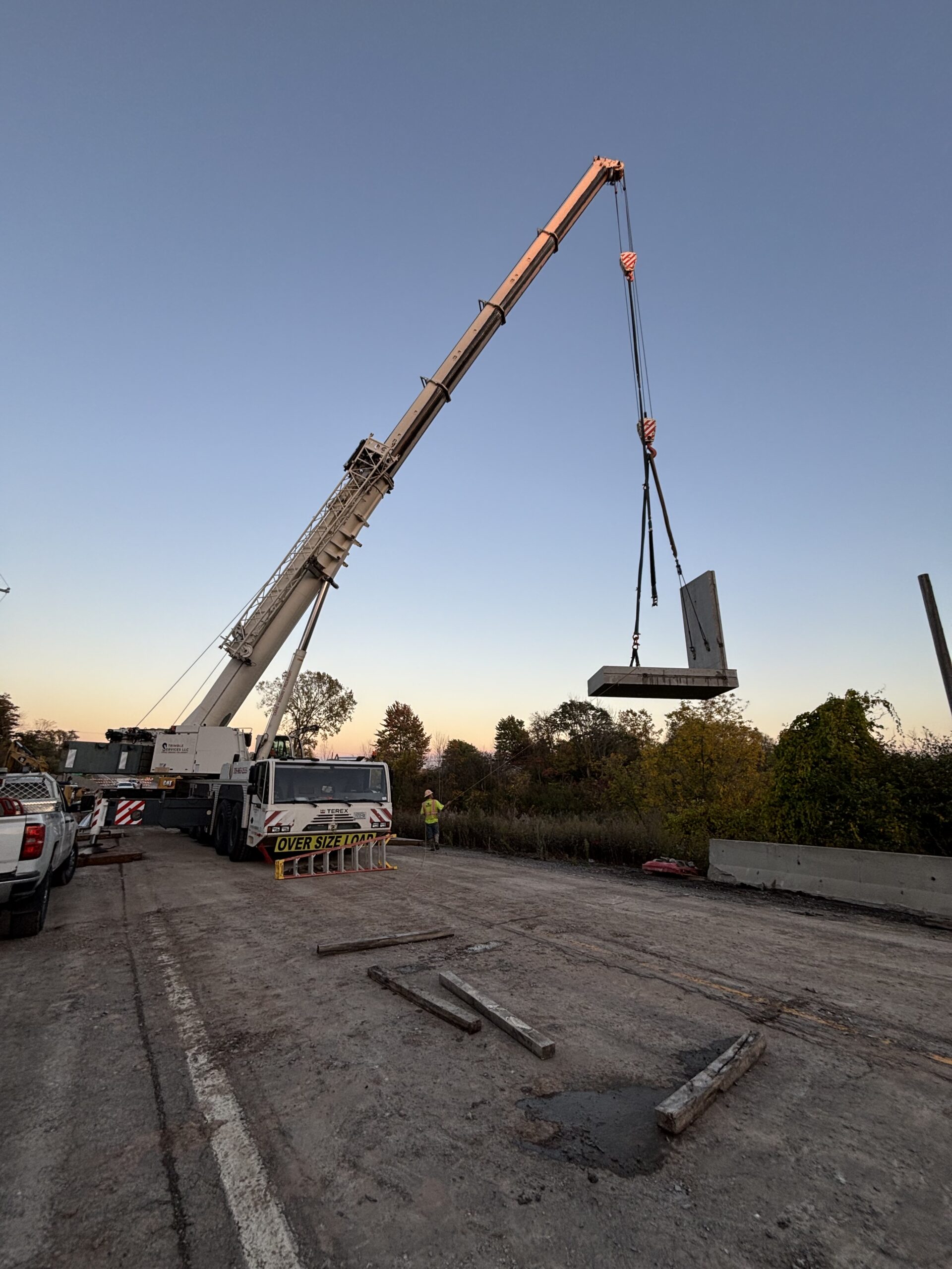 AC 250 setting Precast Wing Walls